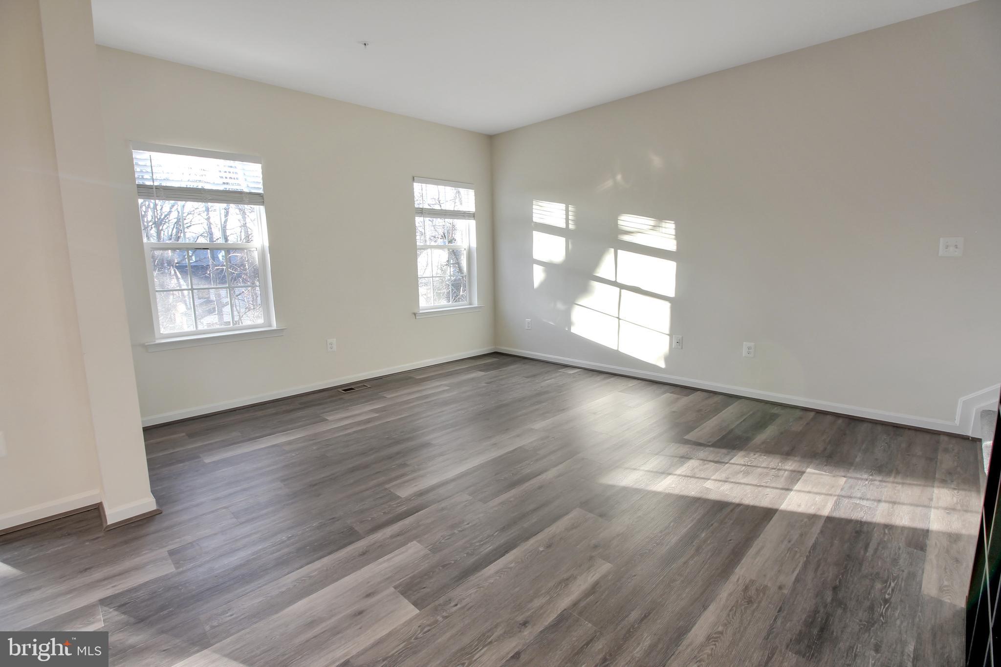 UNIVERSITY PARK - Residential