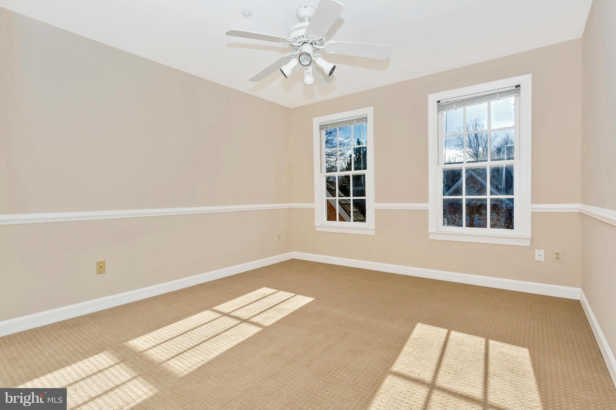 HALLOWELL - Residential