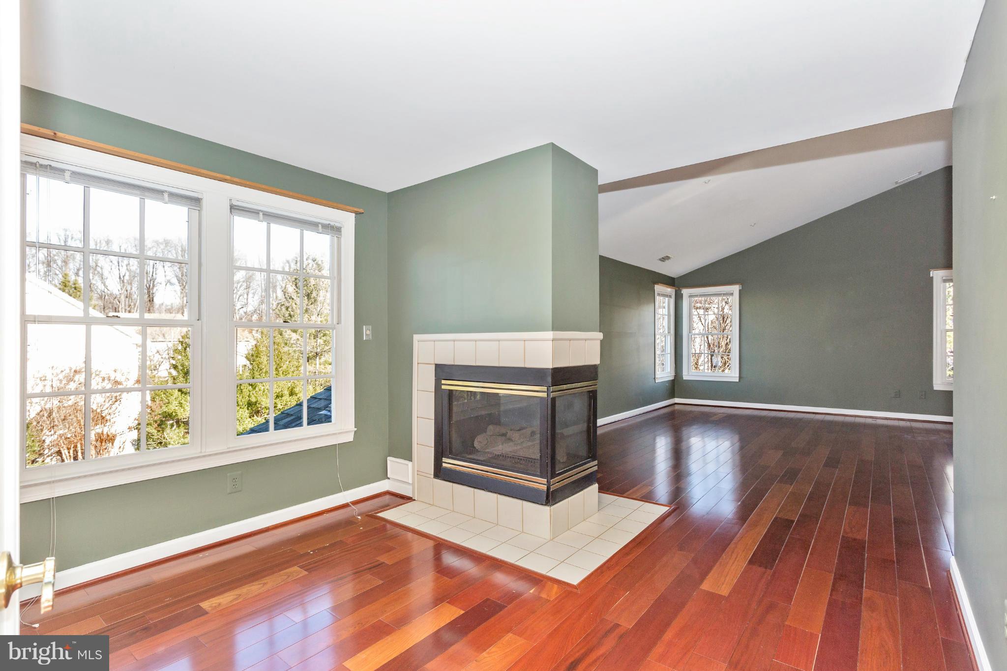 HALLOWELL - Residential