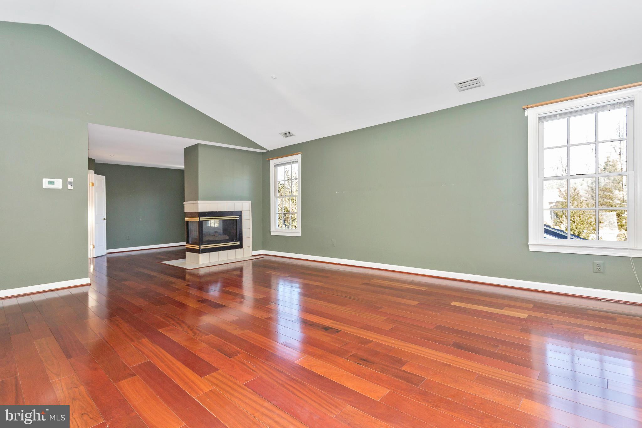 HALLOWELL - Residential