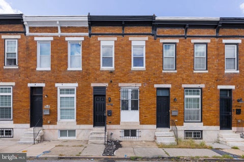 Townhouse For Sale - 2540 E Eager Street<br/> Baltimore City County, BALTIMORE, MD 21205