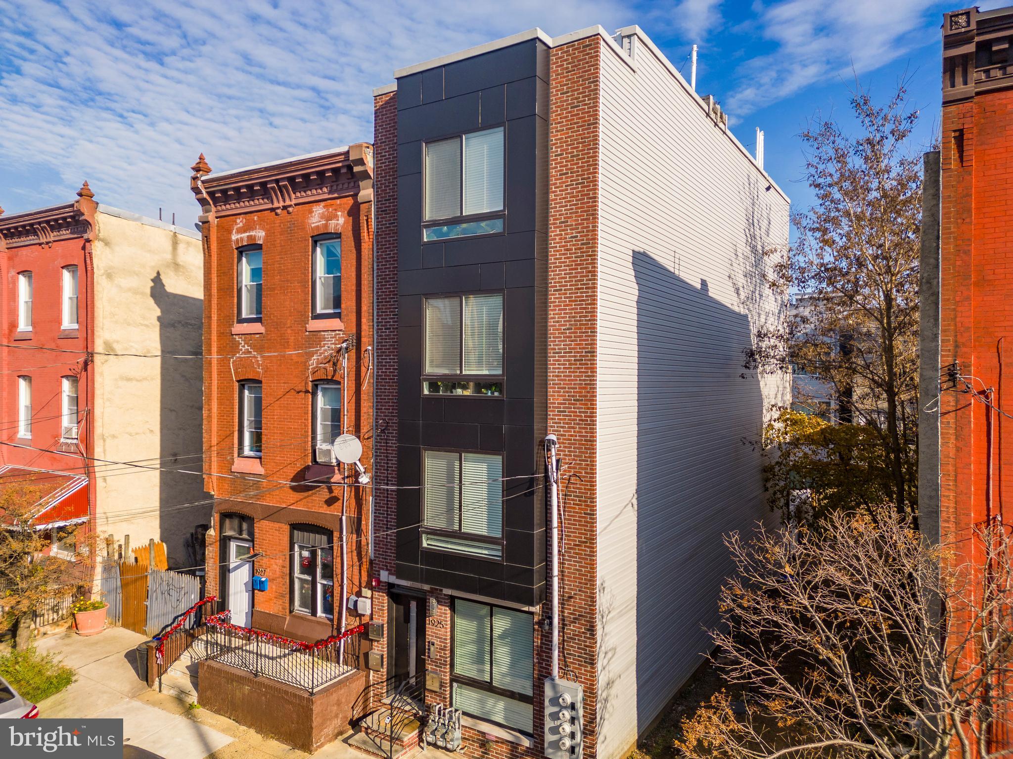 1925 N MARSHALL STREET