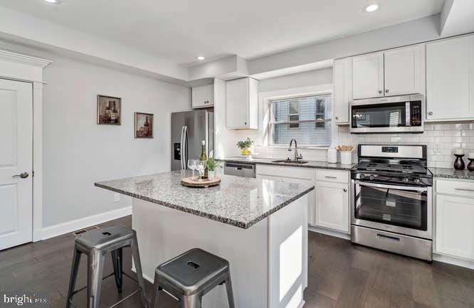 MORAVIA PARK - Residential