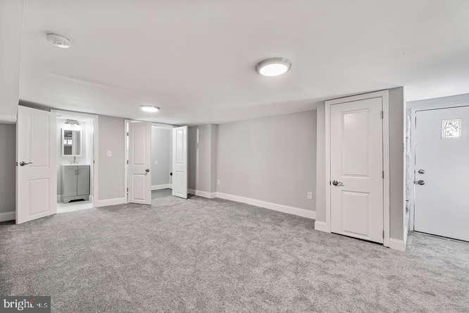 MORAVIA PARK - Residential