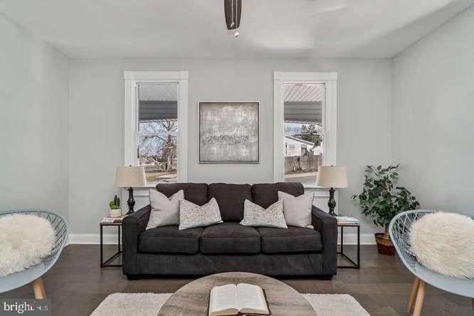 MORAVIA PARK - Residential