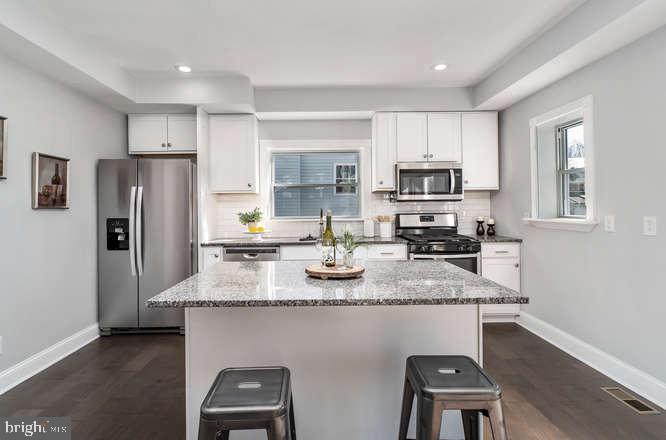 MORAVIA PARK - Residential