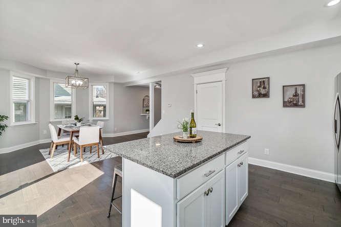 MORAVIA PARK - Residential