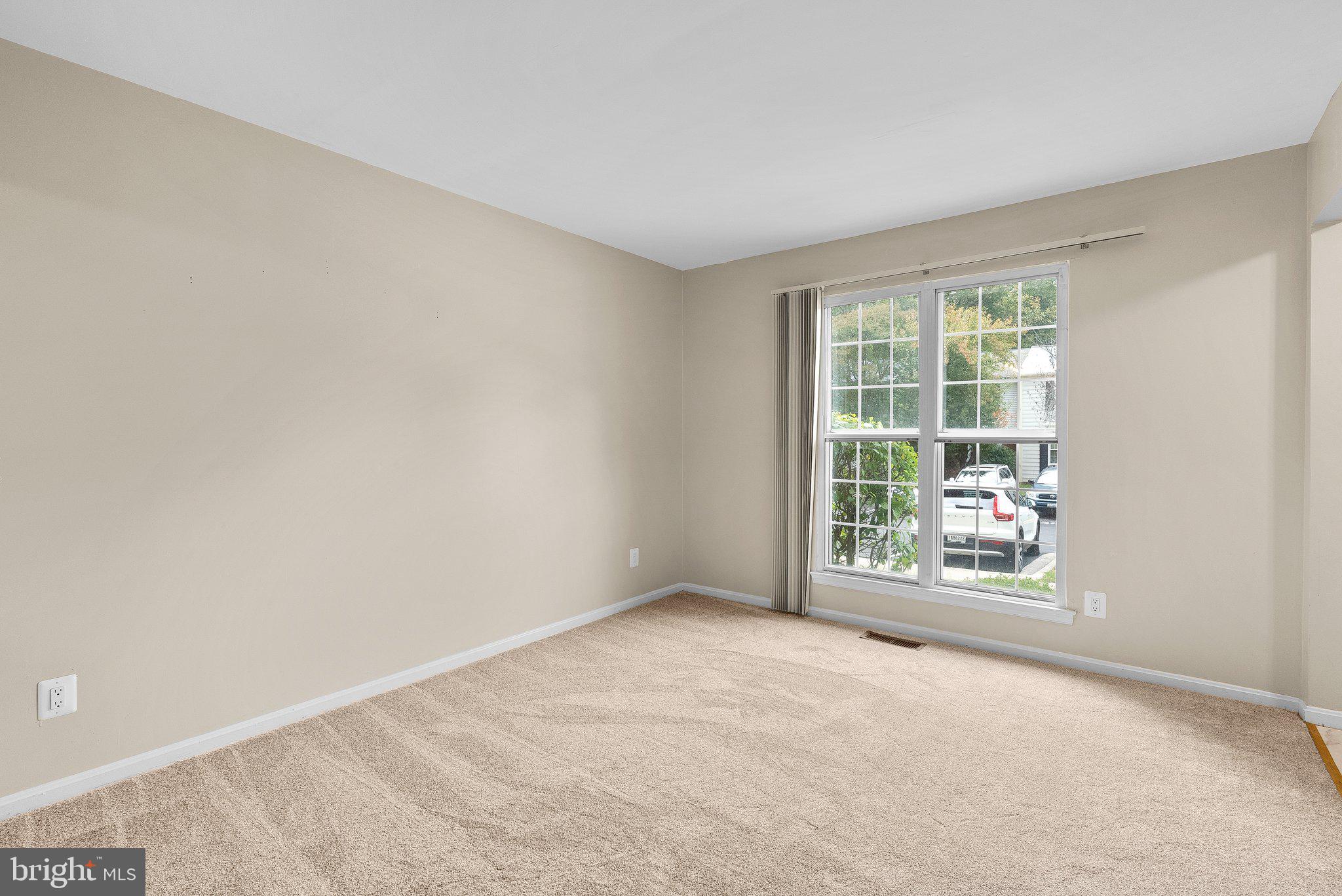 2106 CARRIAGE SQUARE PLACE
