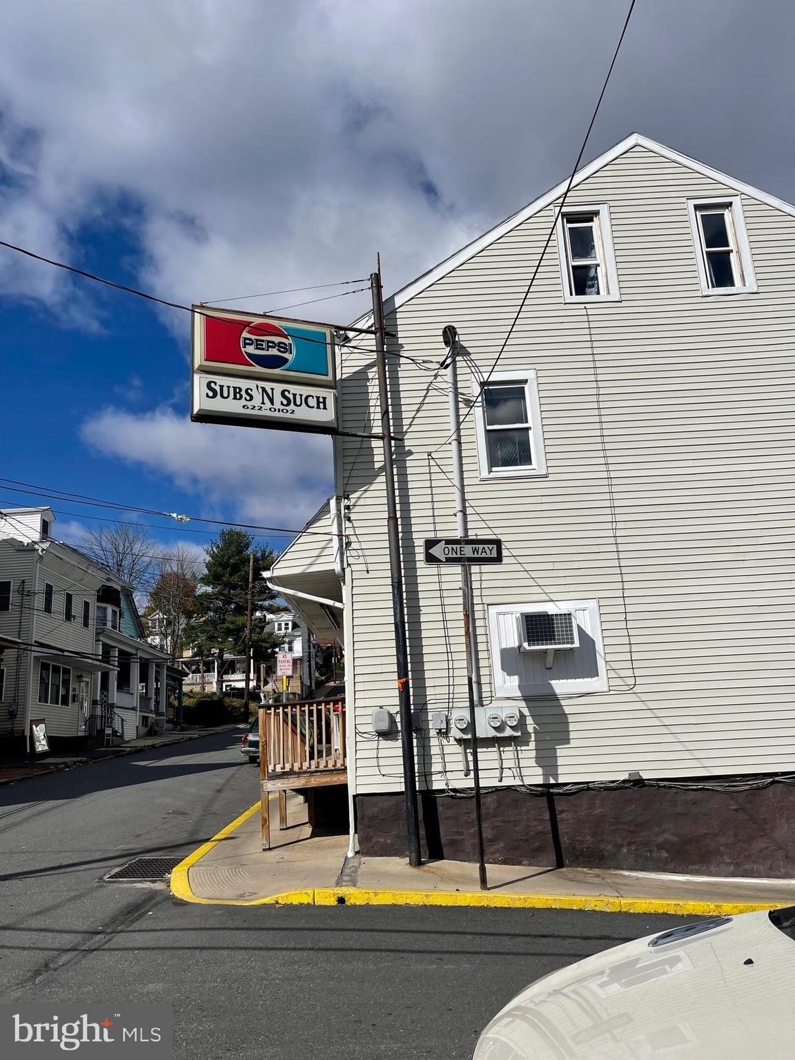 600 N 3RD STREET