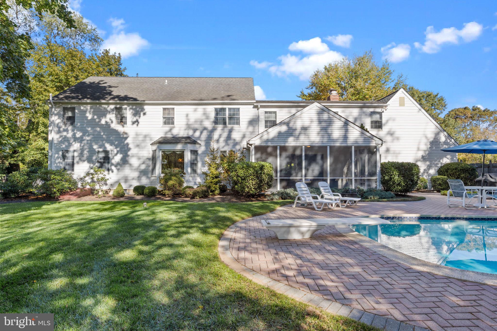 WOODS OF PEBBLE HI - Residential