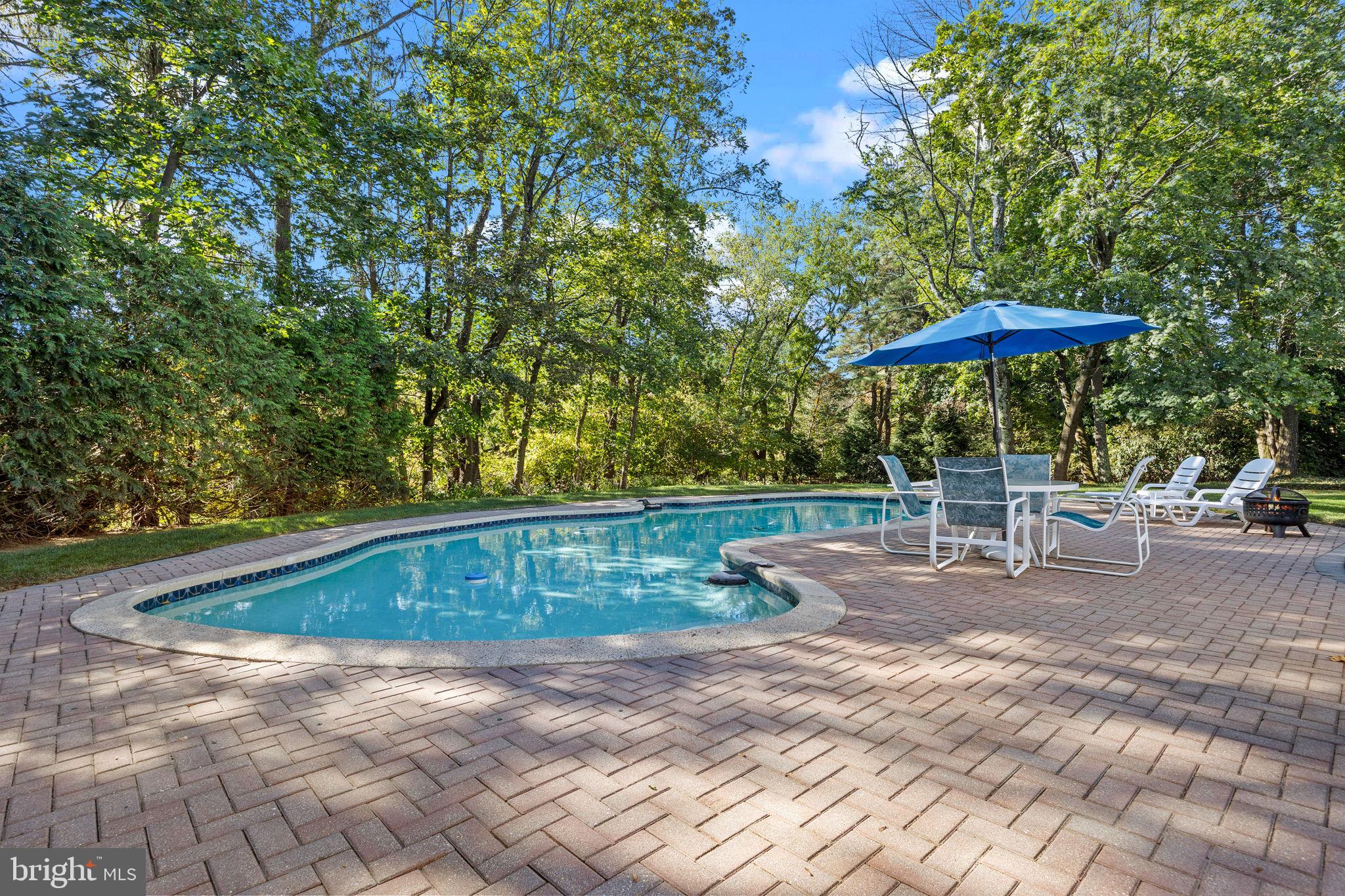 WOODS OF PEBBLE HI - Residential