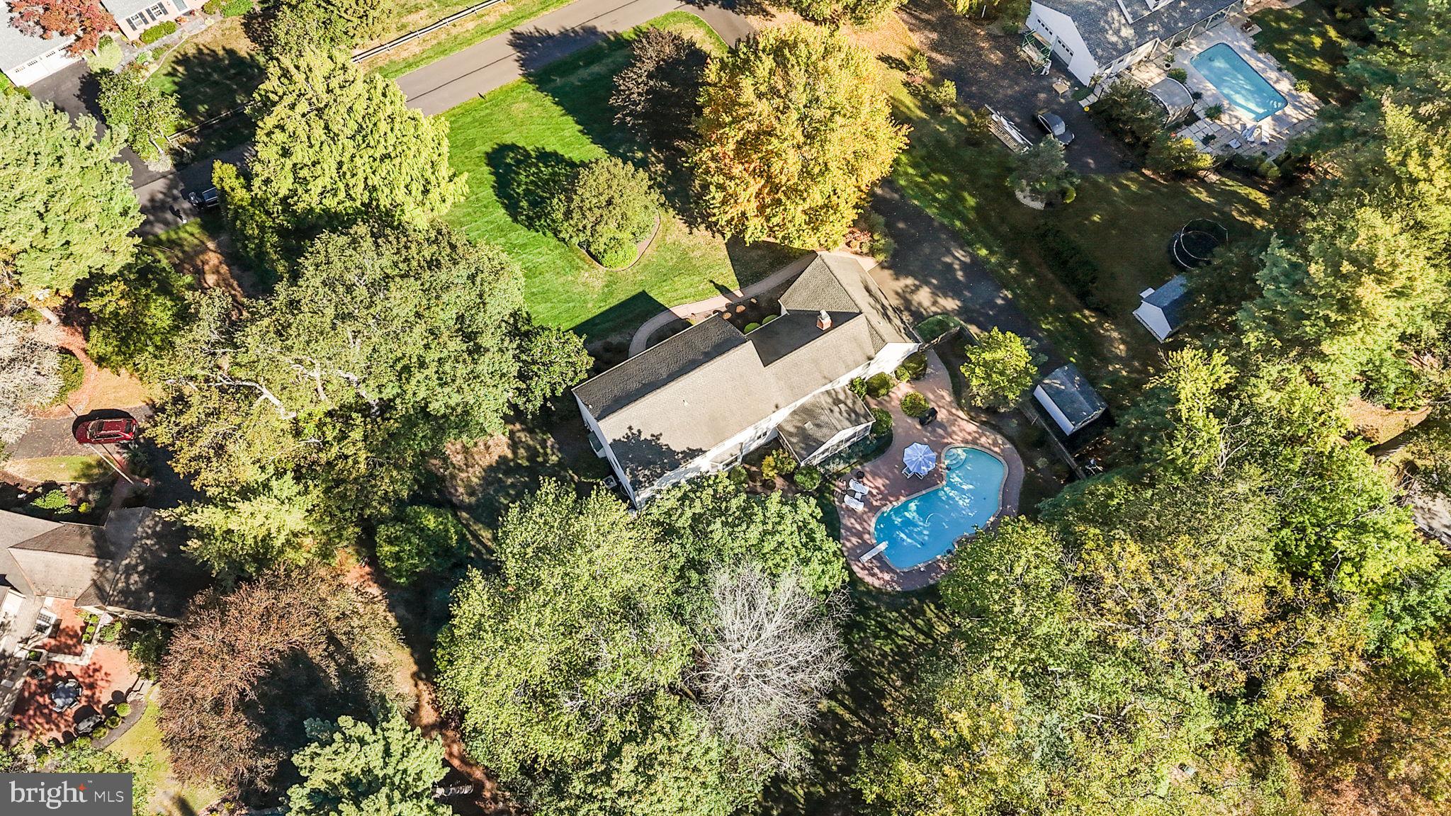 WOODS OF PEBBLE HI - Residential