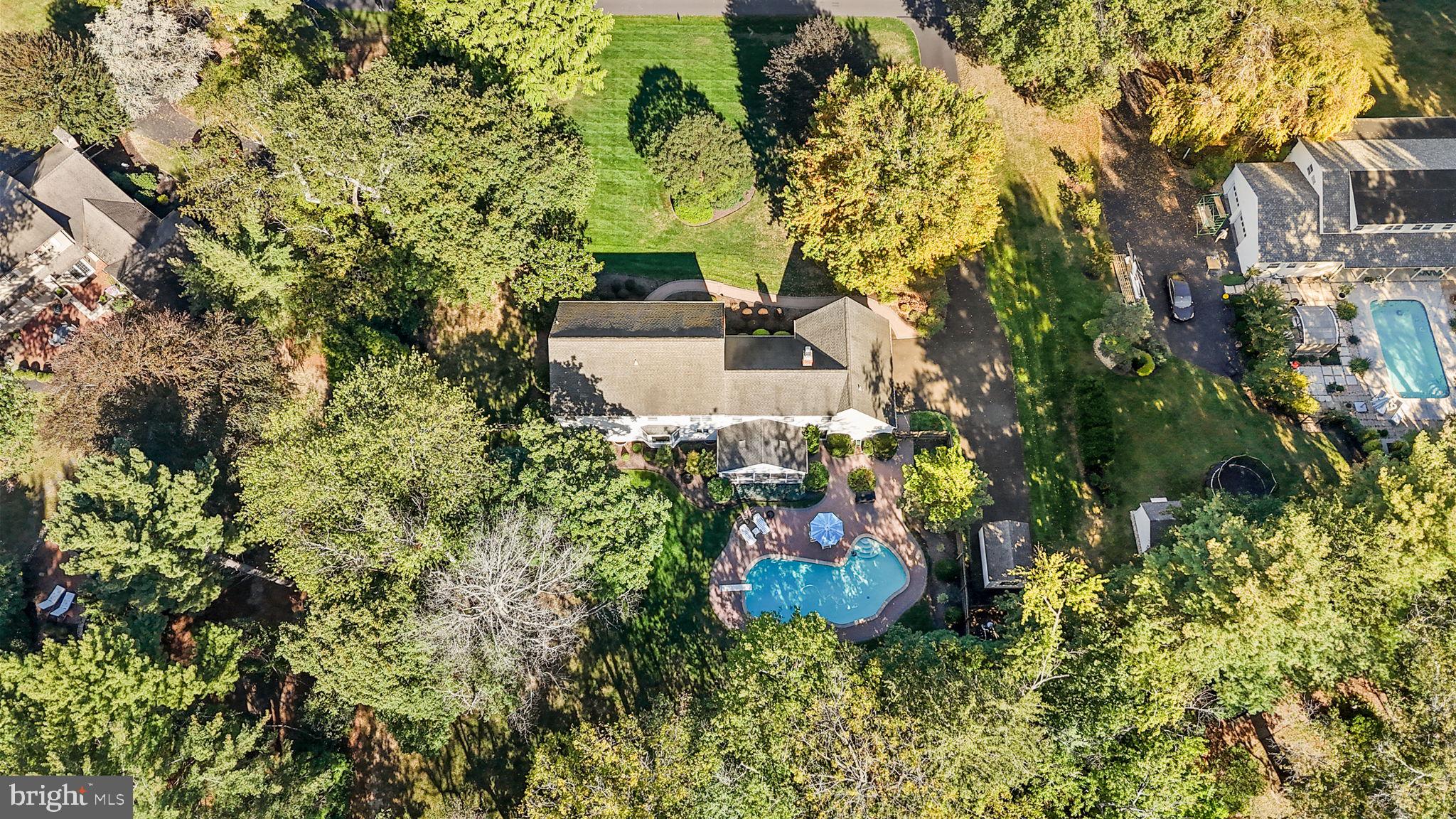 WOODS OF PEBBLE HI - Residential