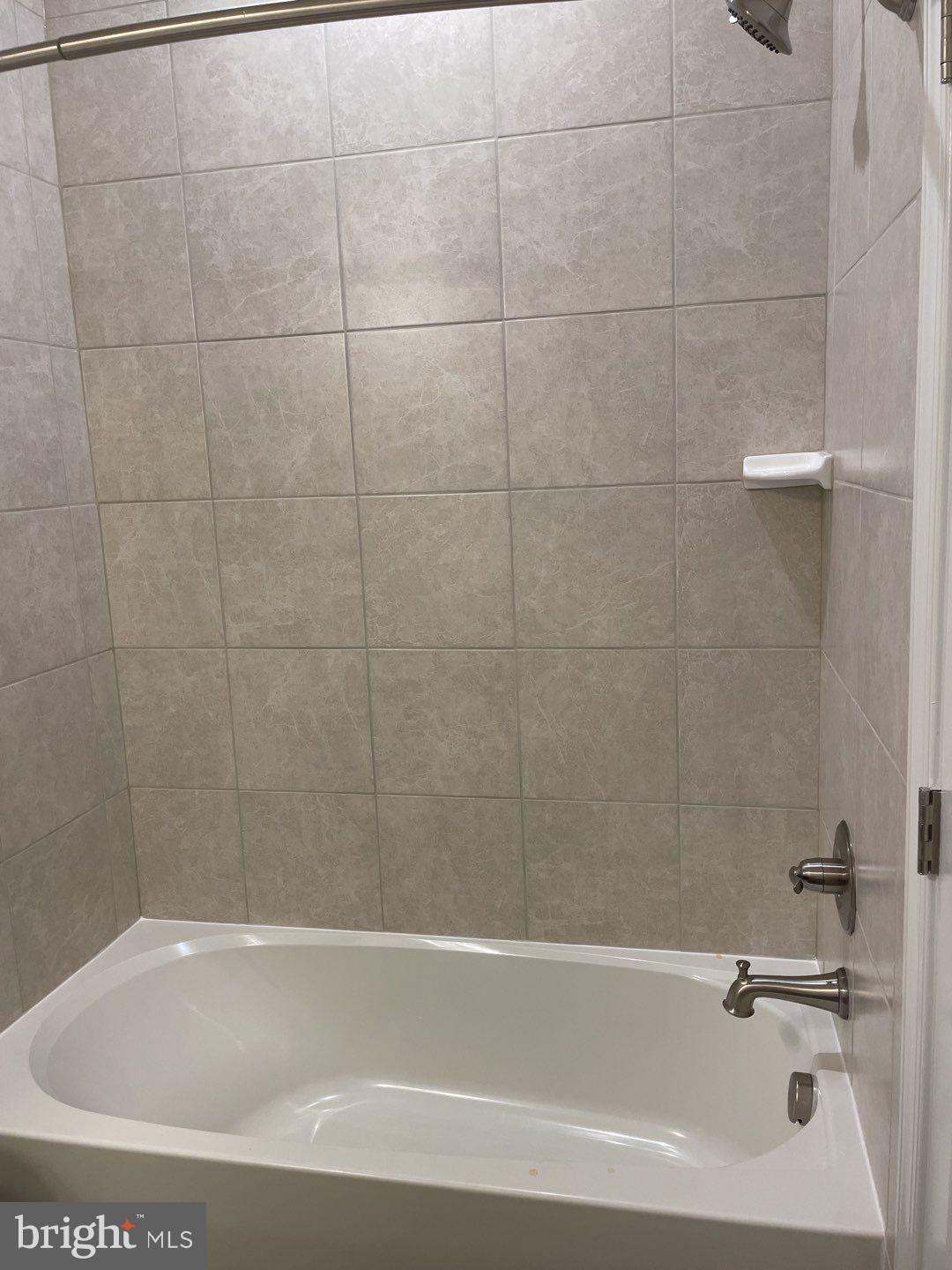 PARKSIDE - Residential Lease