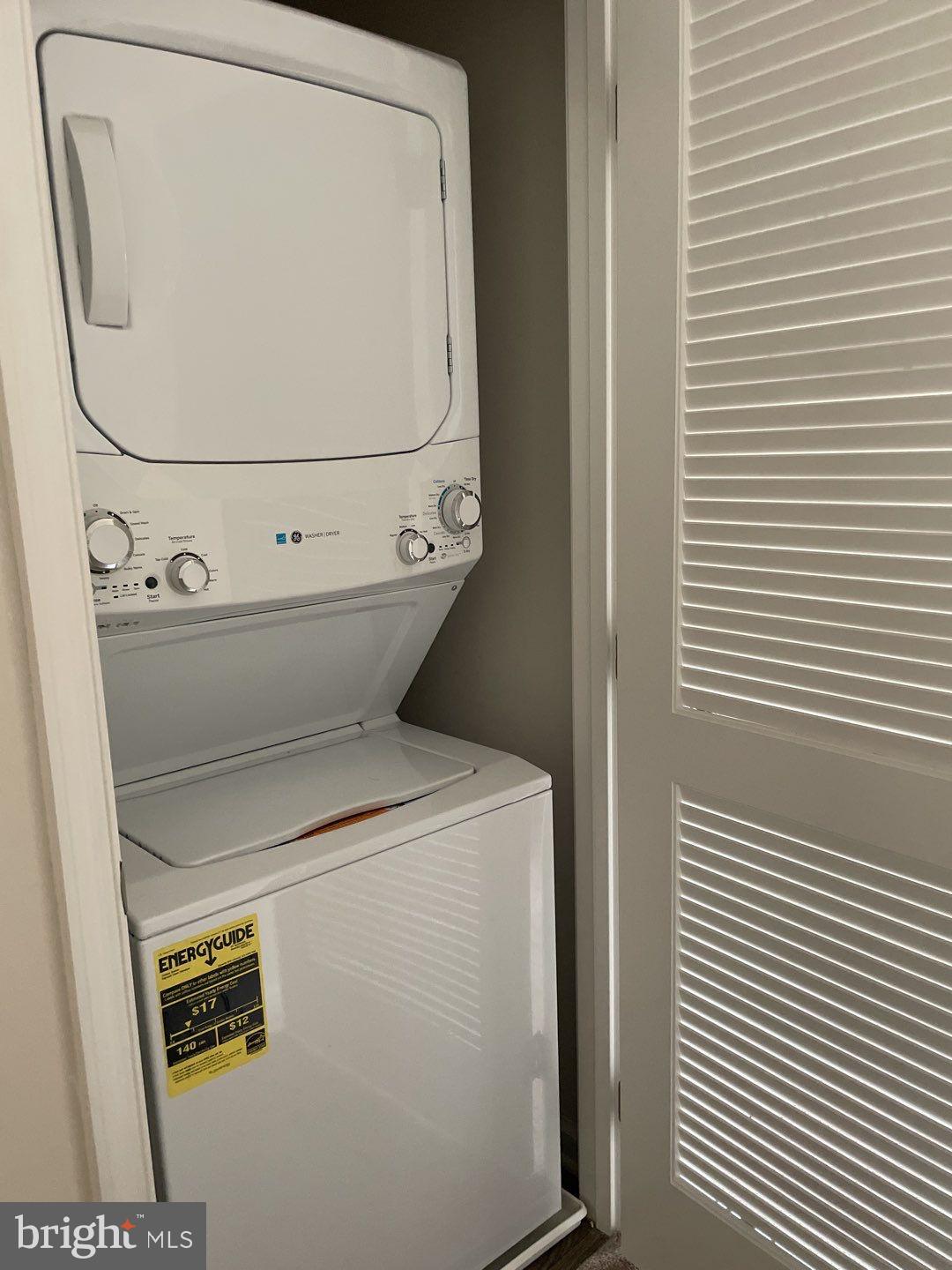 PARKSIDE - Residential Lease