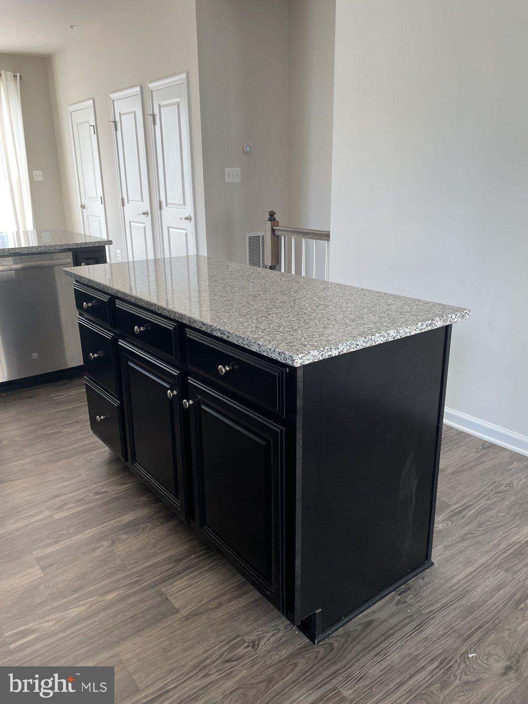 PARKSIDE - Residential Lease