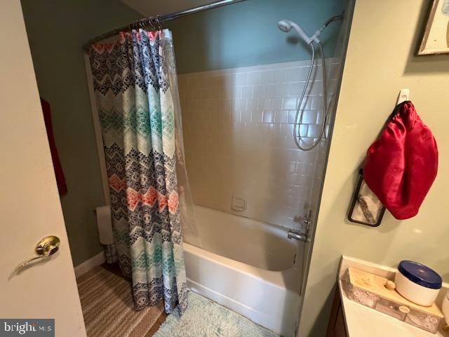 GRAYS POINTE - Residential Lease