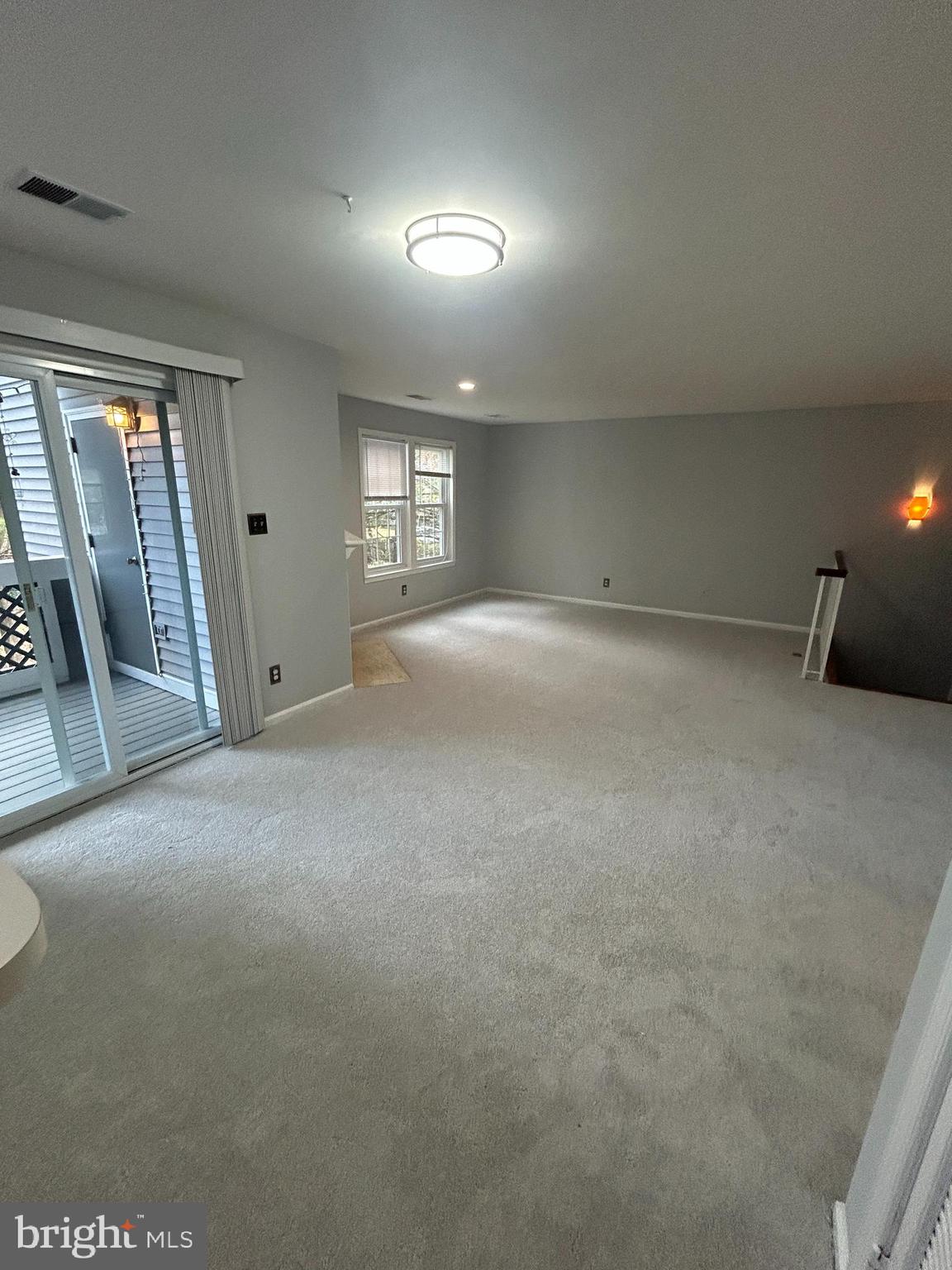 GRAYS POINTE - Residential Lease