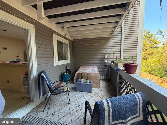 GRAYS POINTE - Residential Lease