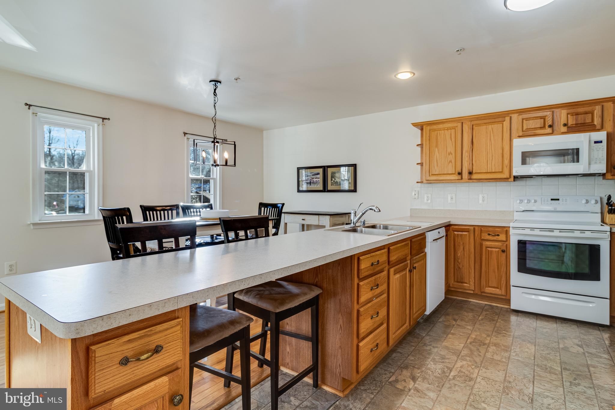 WESTLAKE - Residential