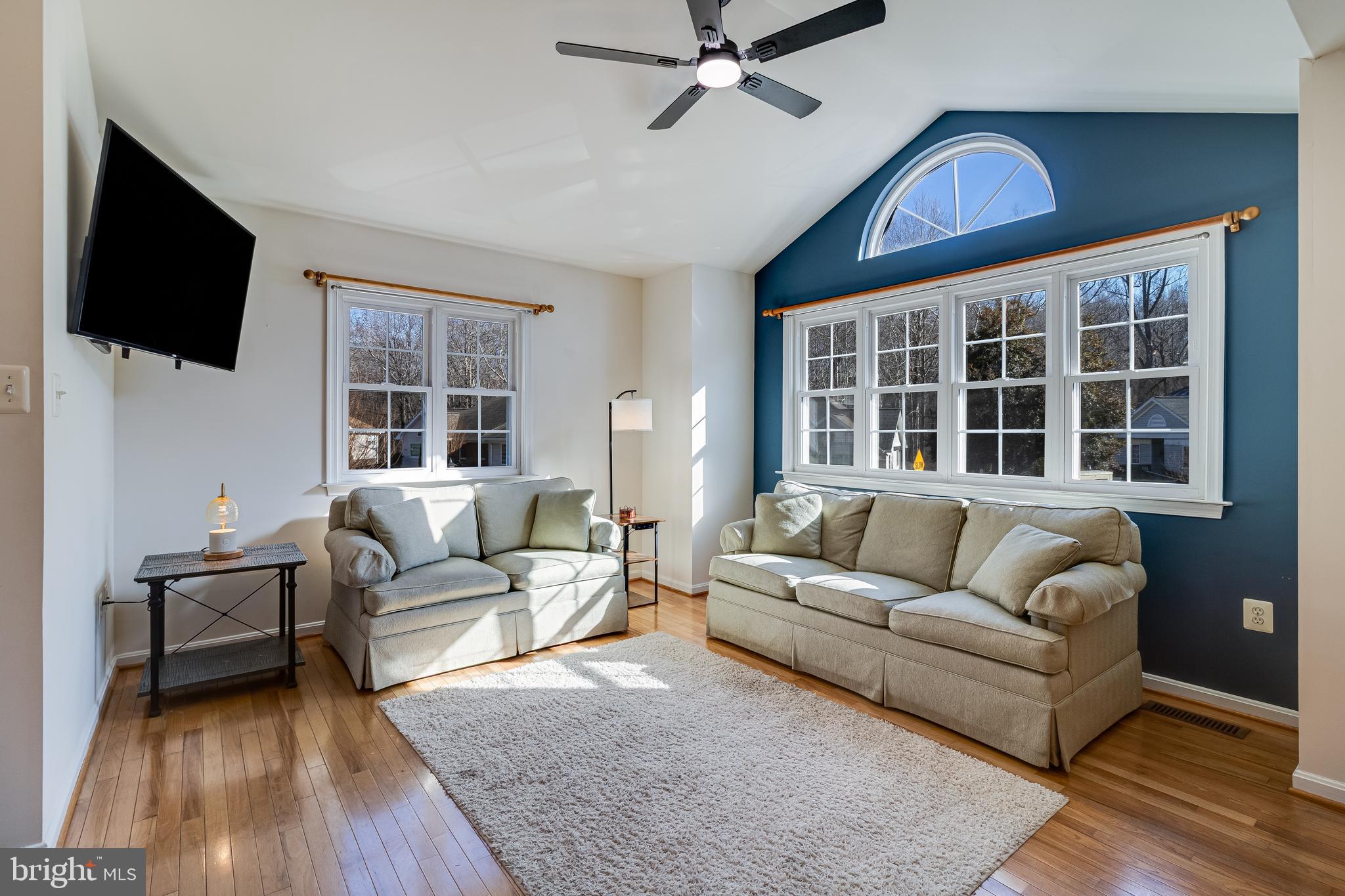 WESTLAKE - Residential