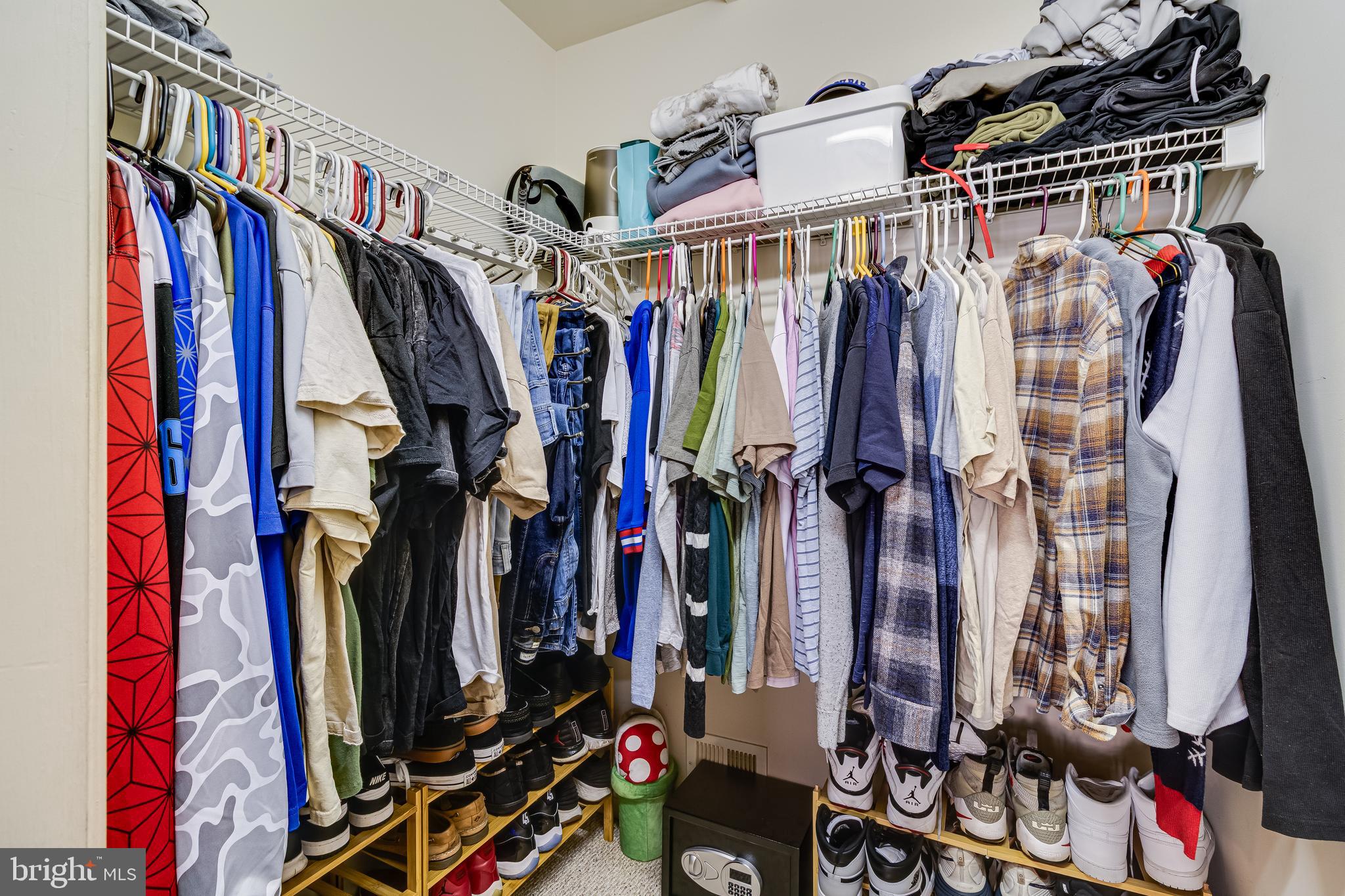 WESTLAKE - Residential