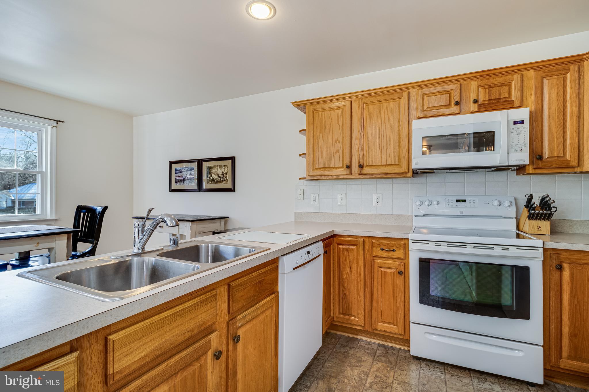 WESTLAKE - Residential