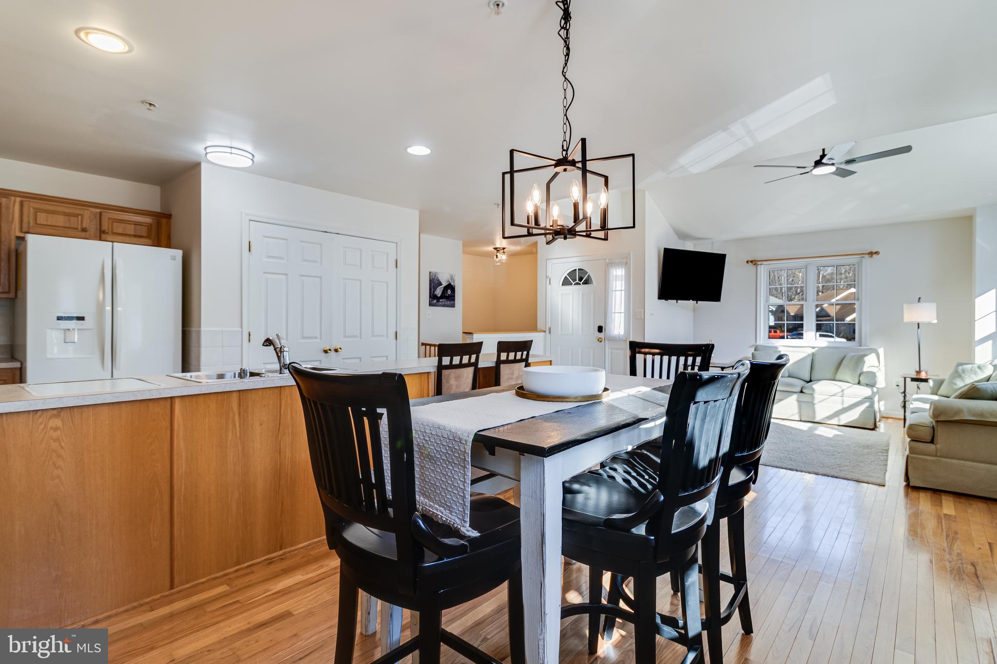 WESTLAKE - Residential