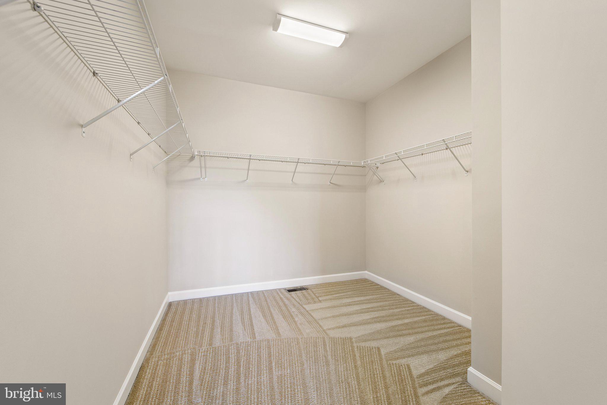 PMW FARMS - Residential