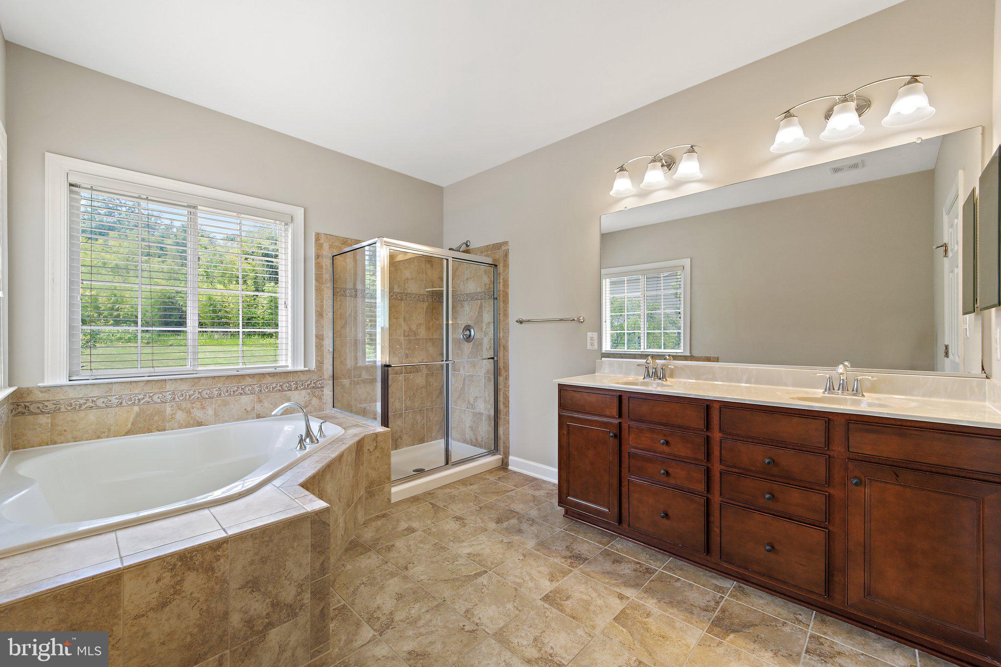 PMW FARMS - Residential