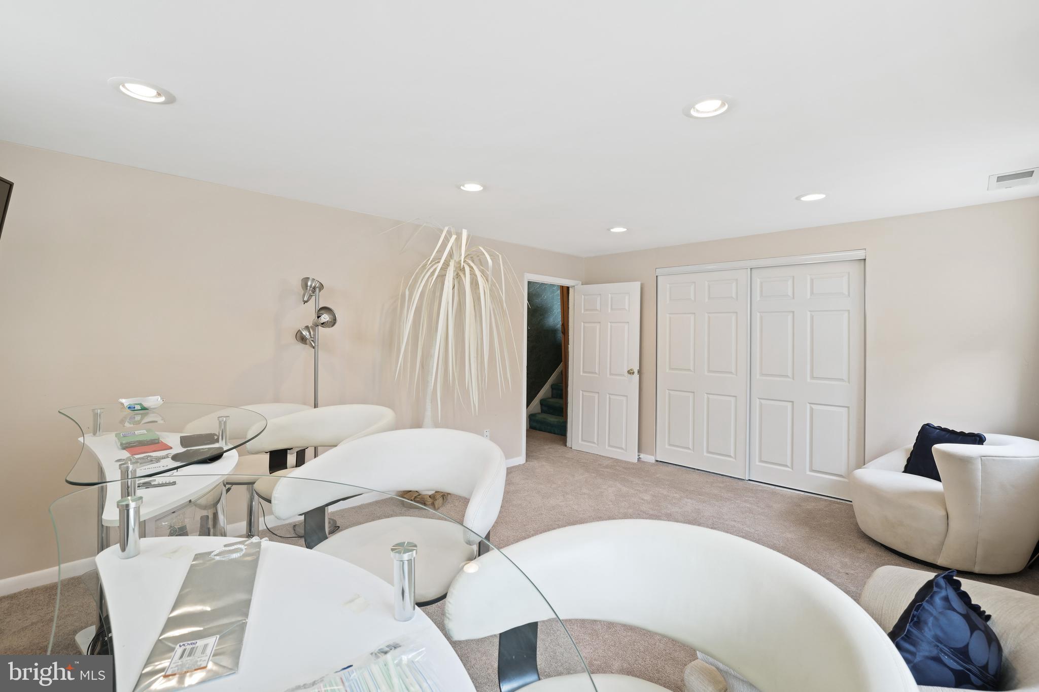 CROWN ESTATES - Residential