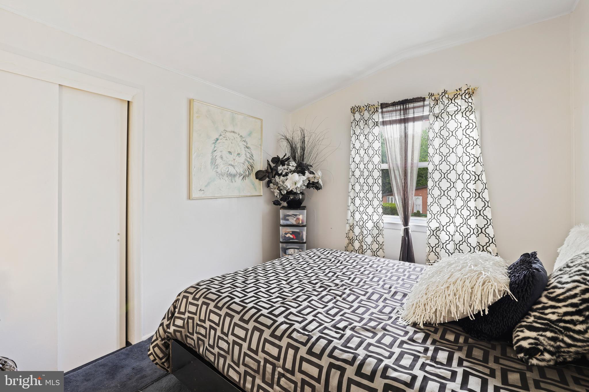 CROWN ESTATES - Residential