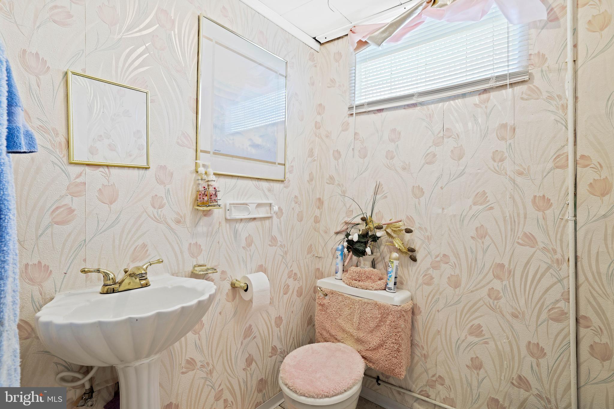 CROWN ESTATES - Residential