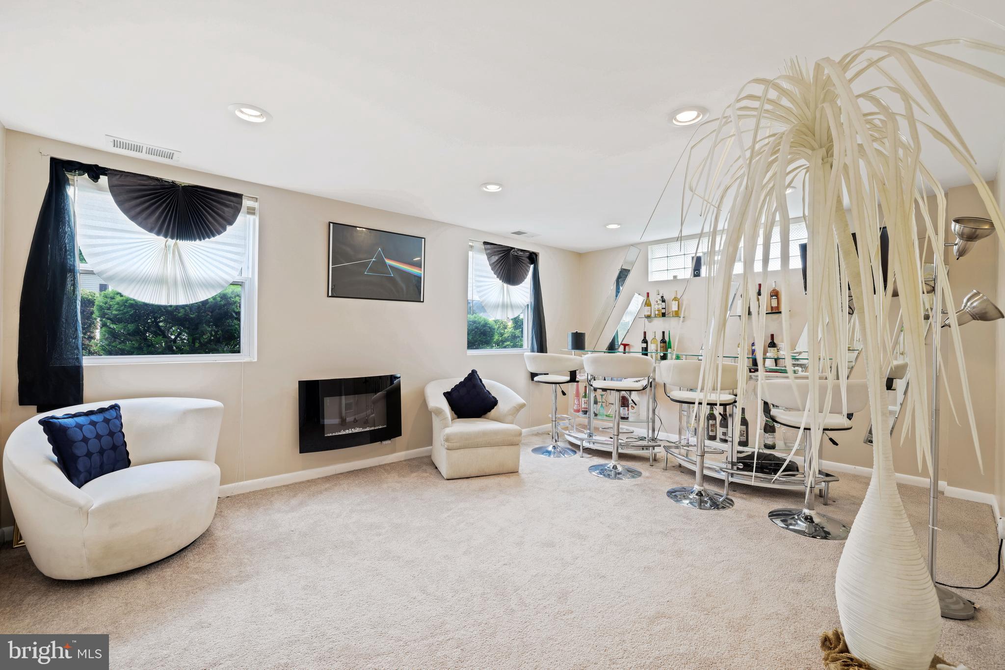 CROWN ESTATES - Residential