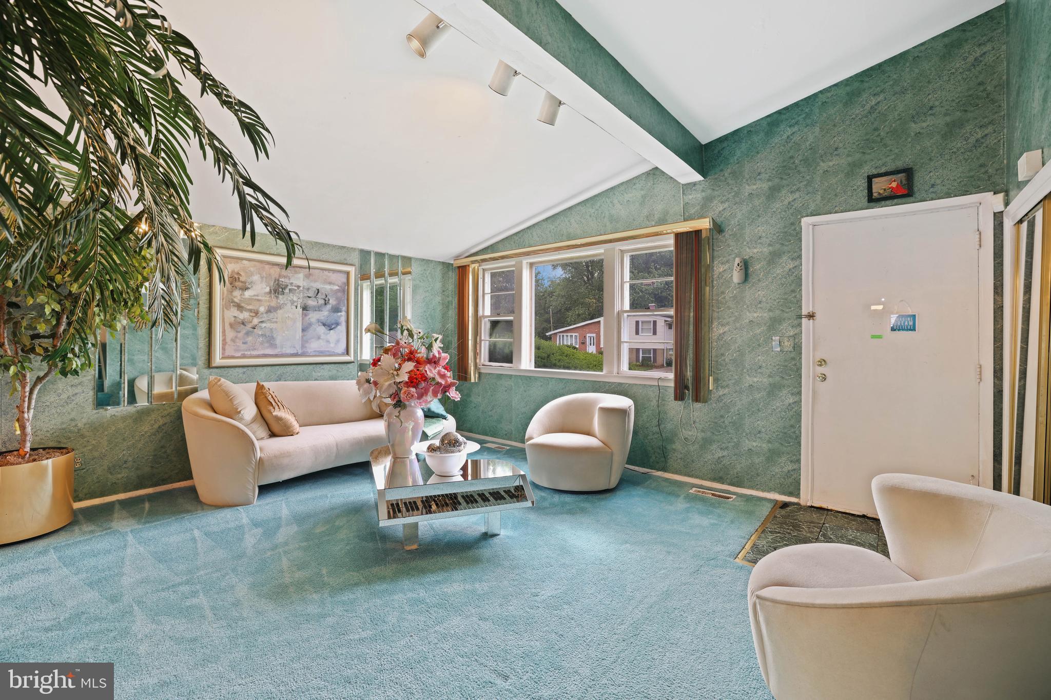 CROWN ESTATES - Residential