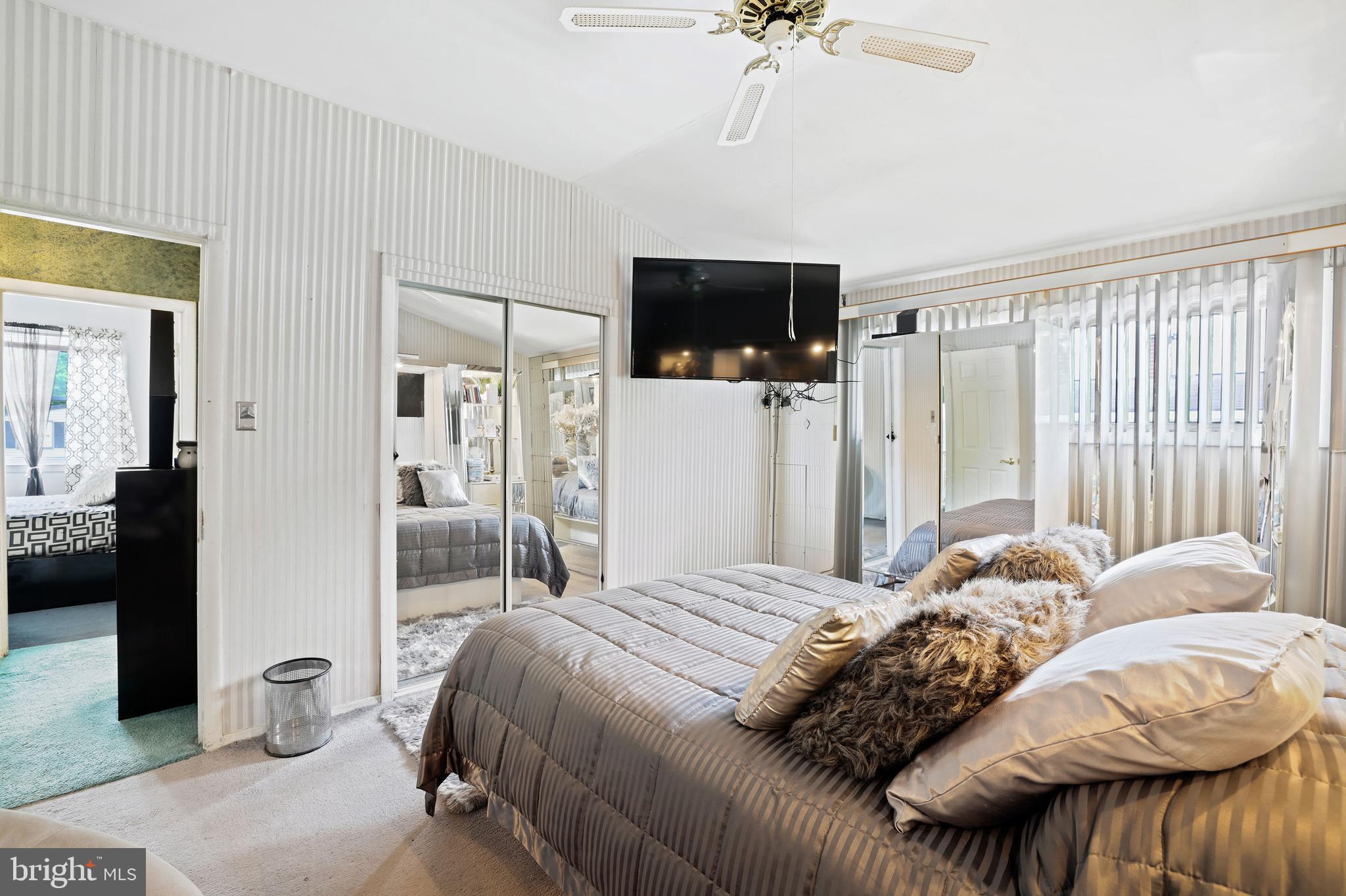 CROWN ESTATES - Residential