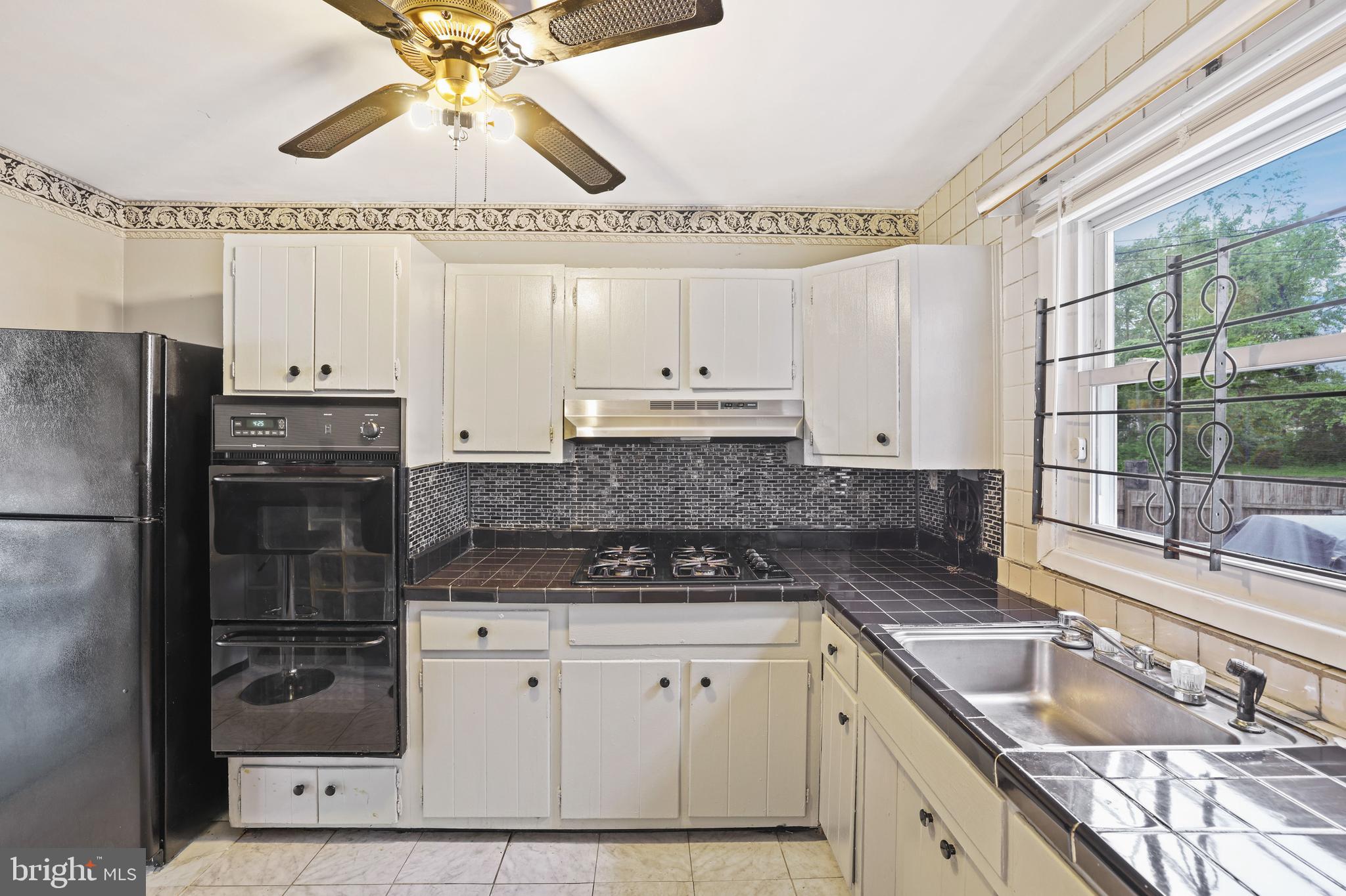 CROWN ESTATES - Residential