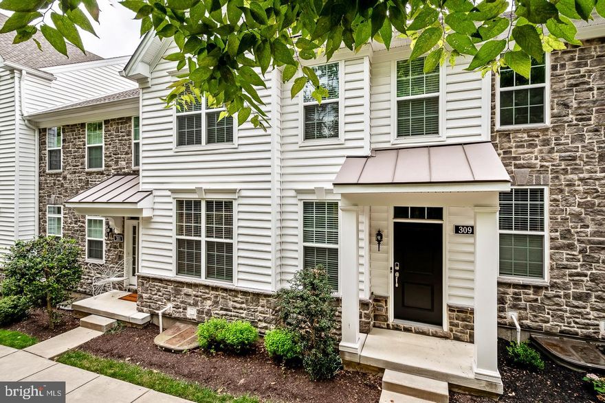 Welcome to Ravenscliff! This townhome has a flexible modern floor plan and is simply stunning! 3 bedrooms with an Office or 4 bedrooms, 3 full baths and a powder room. You won't want to miss the very spacious Main bedroom suite with 2 walk-in closets and a spa-like full bathroom with frameless glass door, a rainfall showerhead and handheld, along with long bench. The marble like tile is stunning and for your convenience-dual granite topped vanity. Separate water closet is always a plus. Two more bedrooms, another full bath, a large linen closet and laundry room round out the second floor. Hardwood floors on the entire first floor: generous living room, dining or play area which leads to the eat-in Chef's kitchen. Century cabinets, countertop gas cook-top, wall oven and microwave and a spacious pantry closet. The white island with seating for 4 includes more cabinet space. Door leads to back, maintenance free deck with gas grill that stays. The lower level has a bedroom with ample closet, a hall closet and another full bath, perfect for guests or WFH complete with the bath. This home is in the back of the Ravenscliffe with views of the open space. Two car garage with inside access. Media , with all the restaurants, pubs and Trader Joe's is less than 5 minutes away. Rosetree and Ridley Parks are a few minutes away. Enjoy the summer concert series and numerous events held year-round. Easy drive to main roads, airport, train station and more. DO NOT miss this exceptional home.