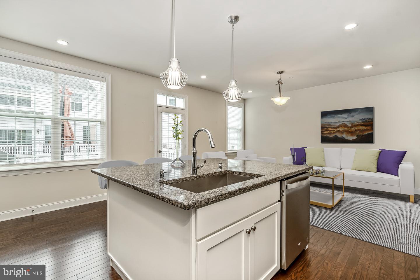 RAVENSCLIFF - Residential