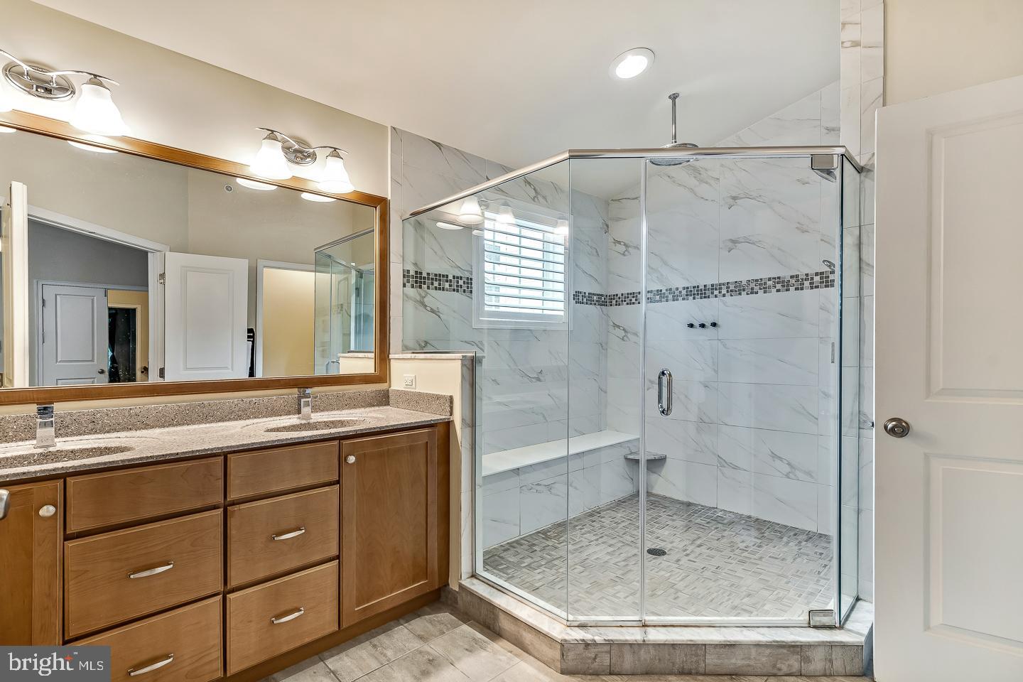 RAVENSCLIFF - Residential