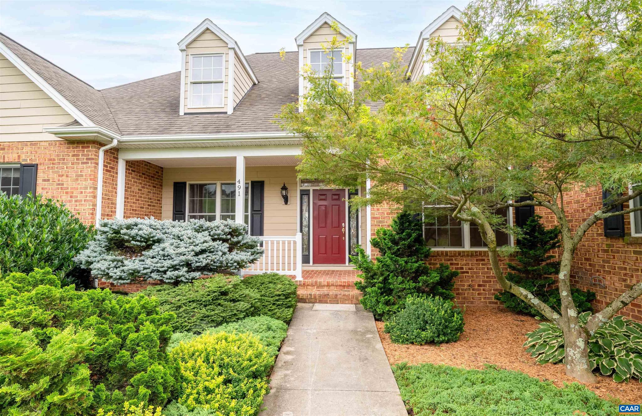 CROSSROADS FARM - Residential