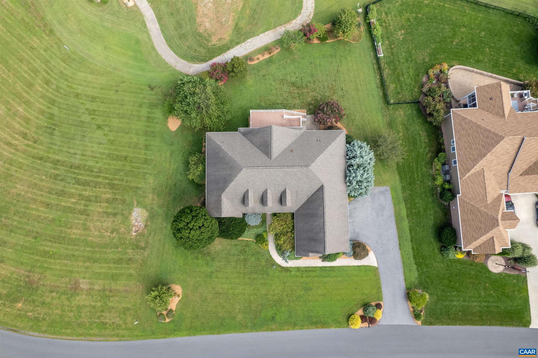 CROSSROADS FARM - Residential