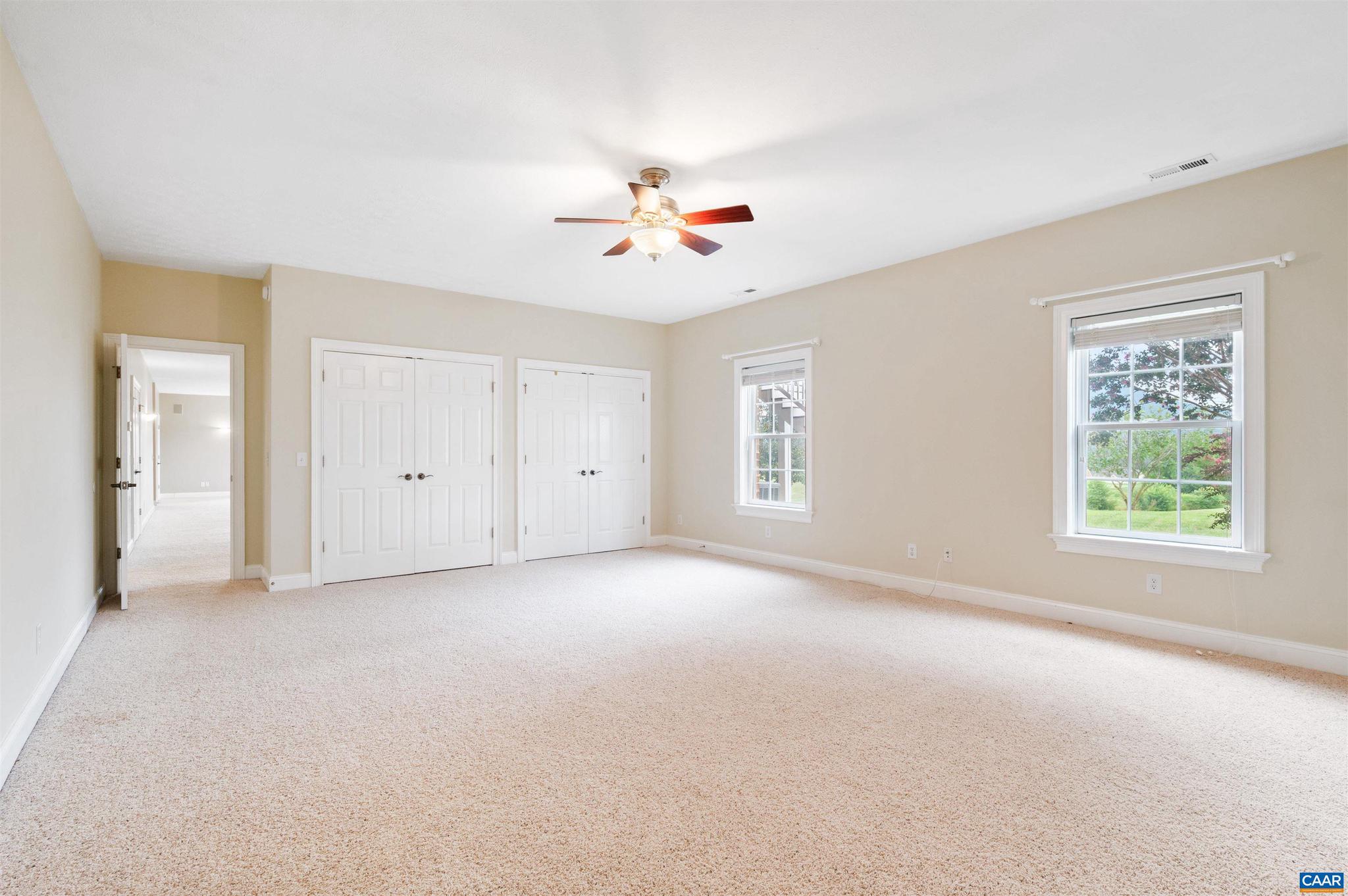 CROSSROADS FARM - Residential