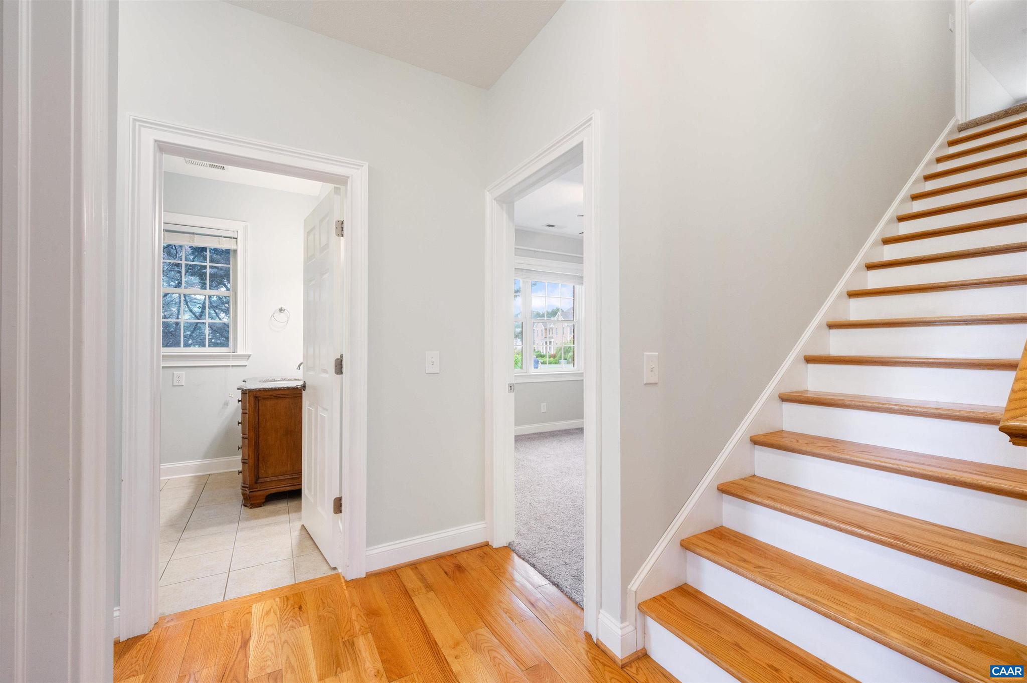 CROSSROADS FARM - Residential