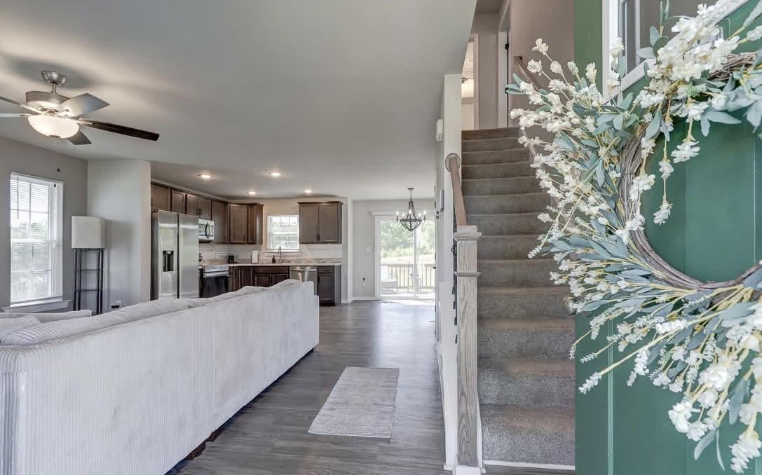 126 RIVA WAY