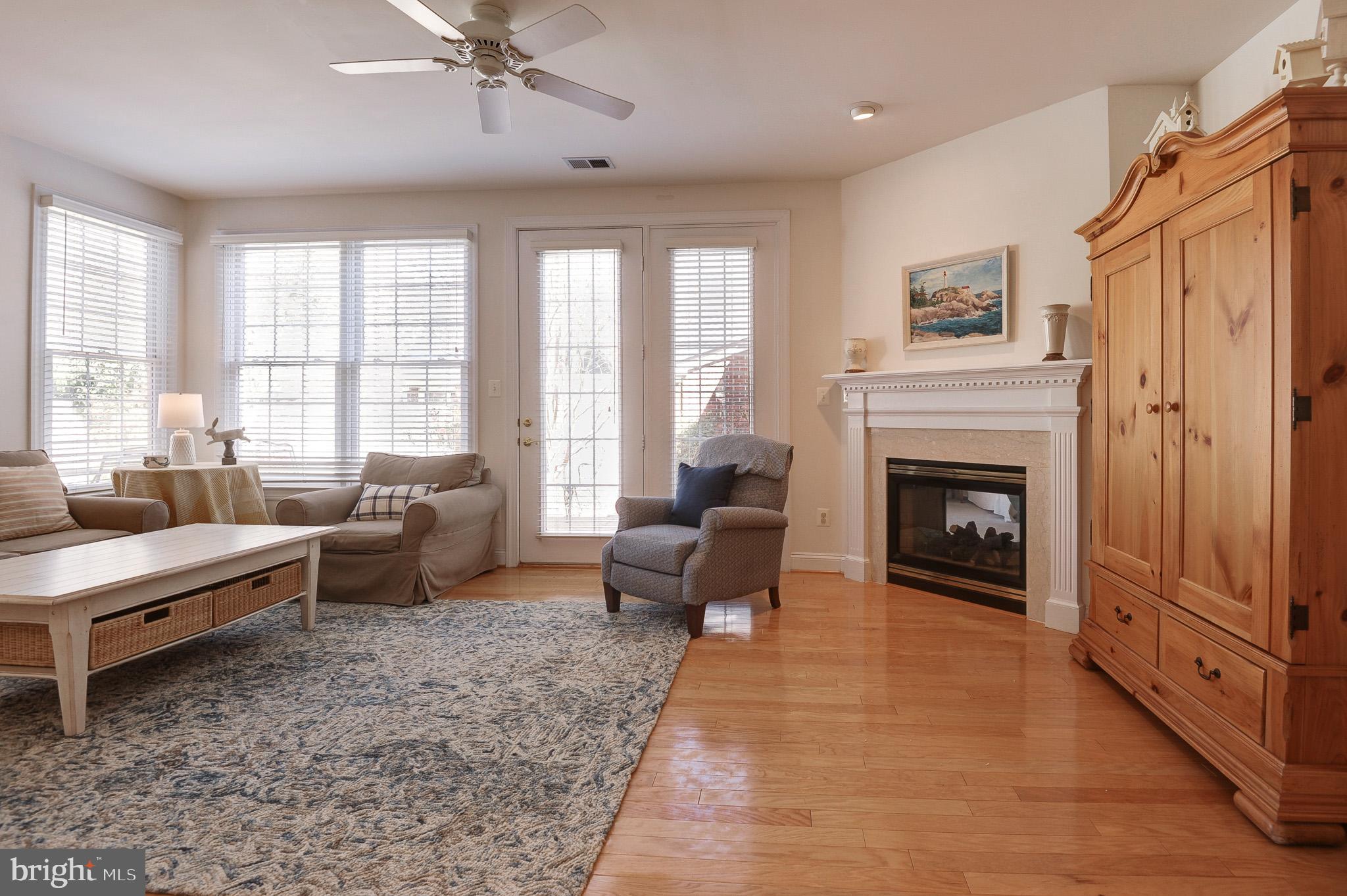 RIVER CREEK - Residential