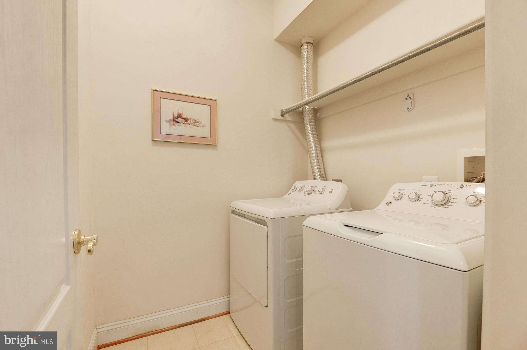 RIVER CREEK - Residential