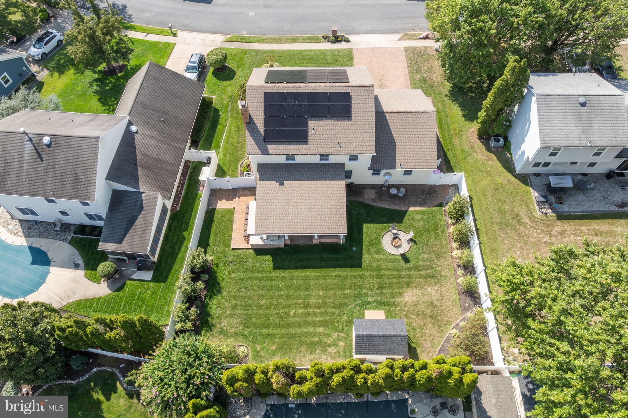8 TROON ROAD