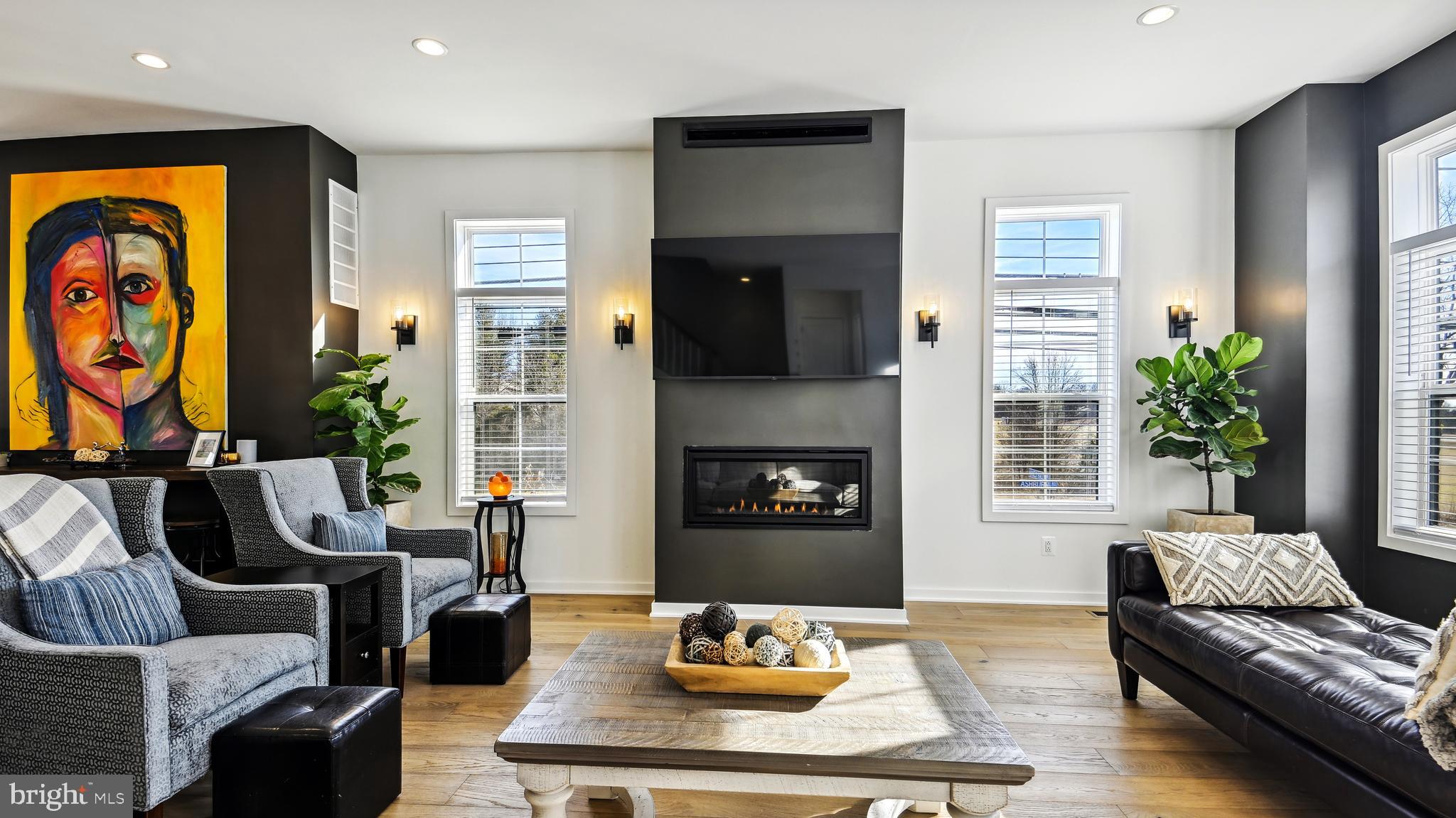 REGENCY AT BELMONT - Residential