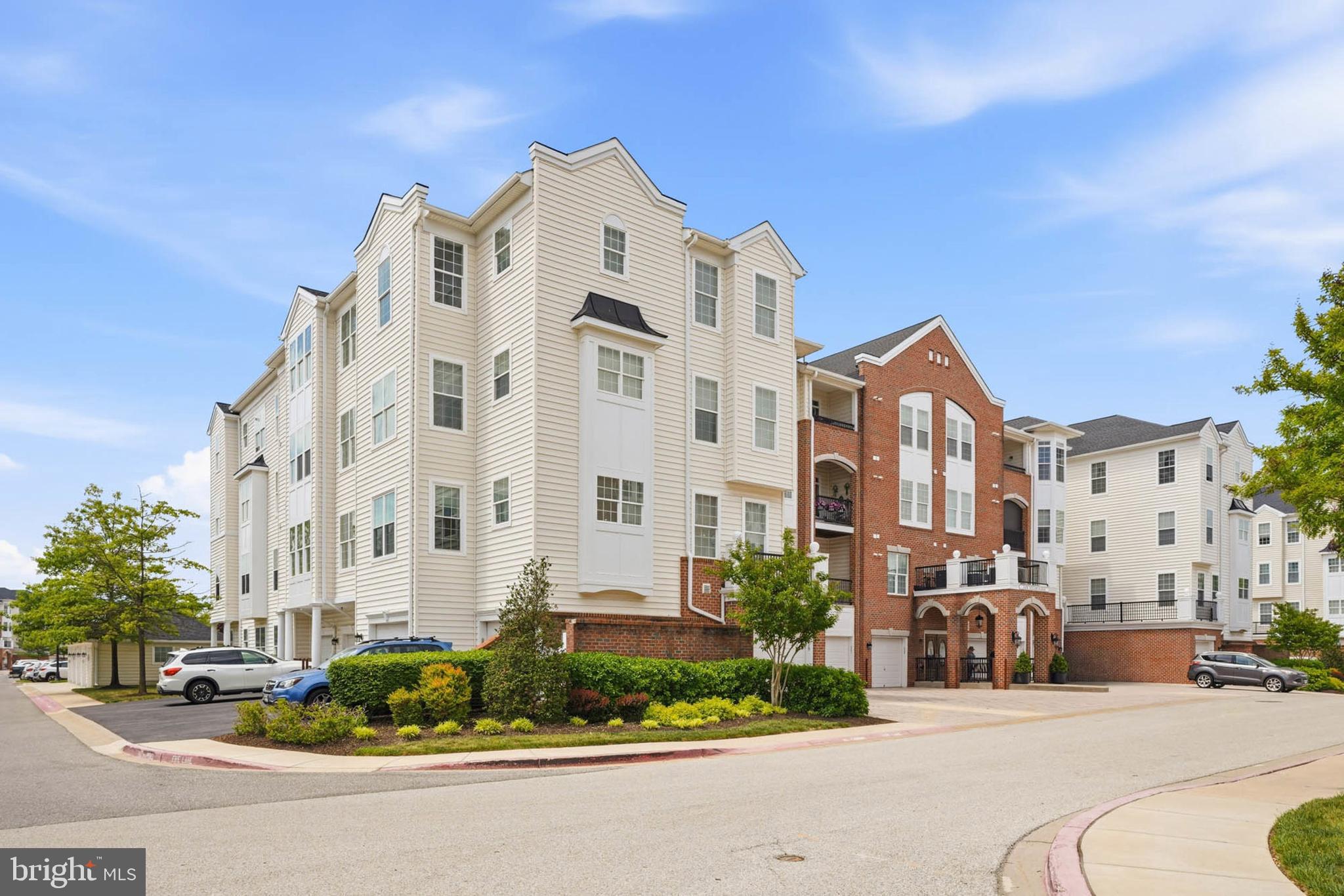 6150 SHADYWOOD ROAD 401